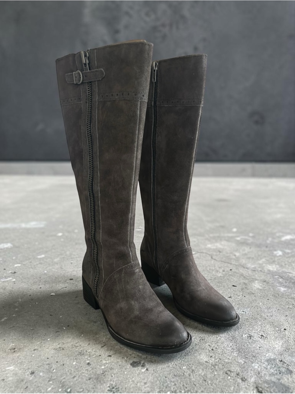 Classic Tall Women's Riding Boots in Grey Peltro distressed